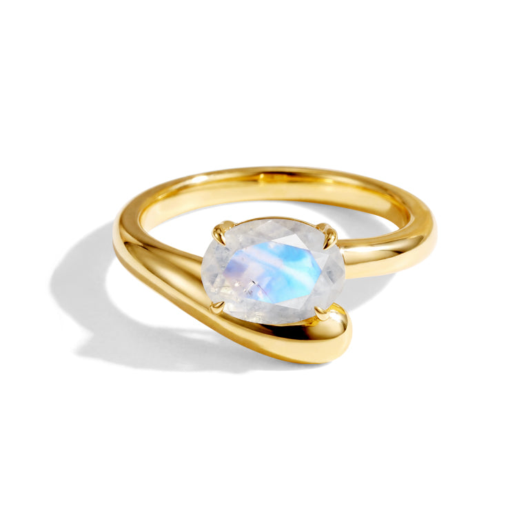 Embrace Twisted Statement Ring - Moonstone