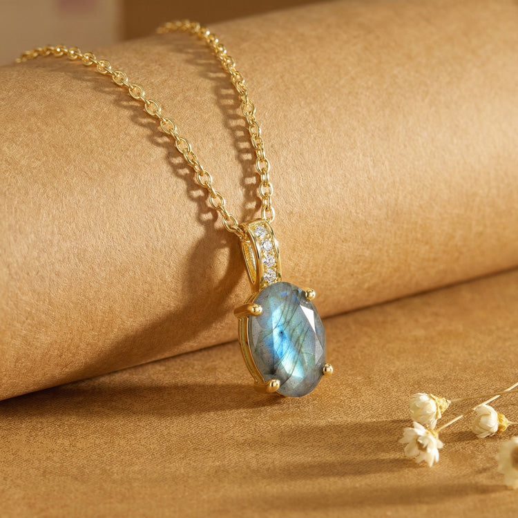 Labradorite Necklace - Oval
