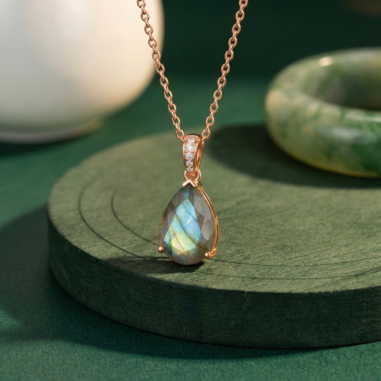 Labradorite Necklace - Pear