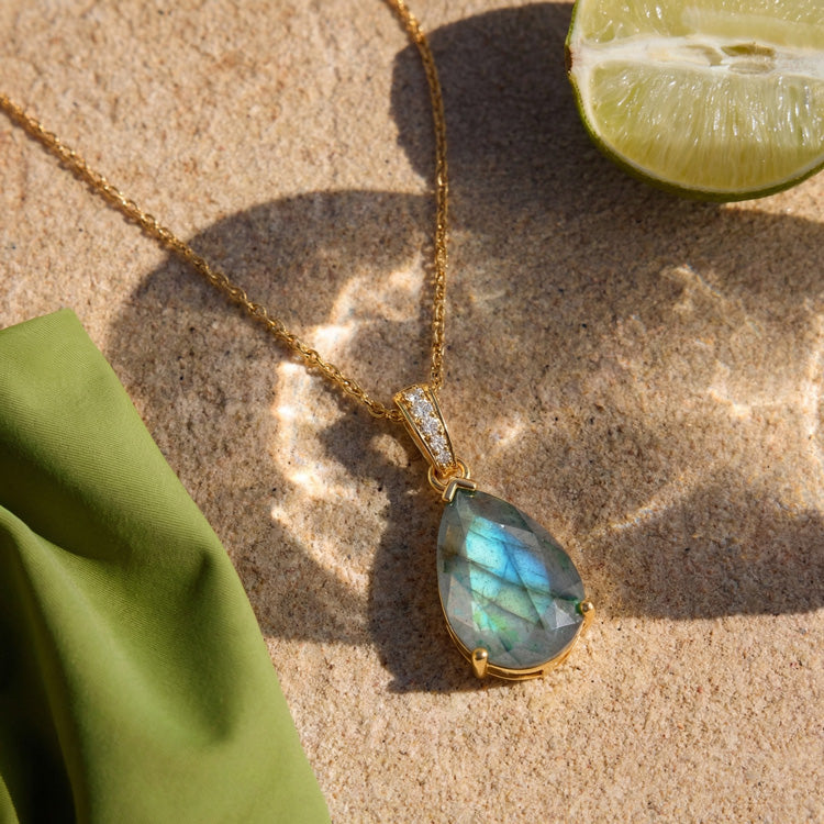 Labradorite Necklace - Pear