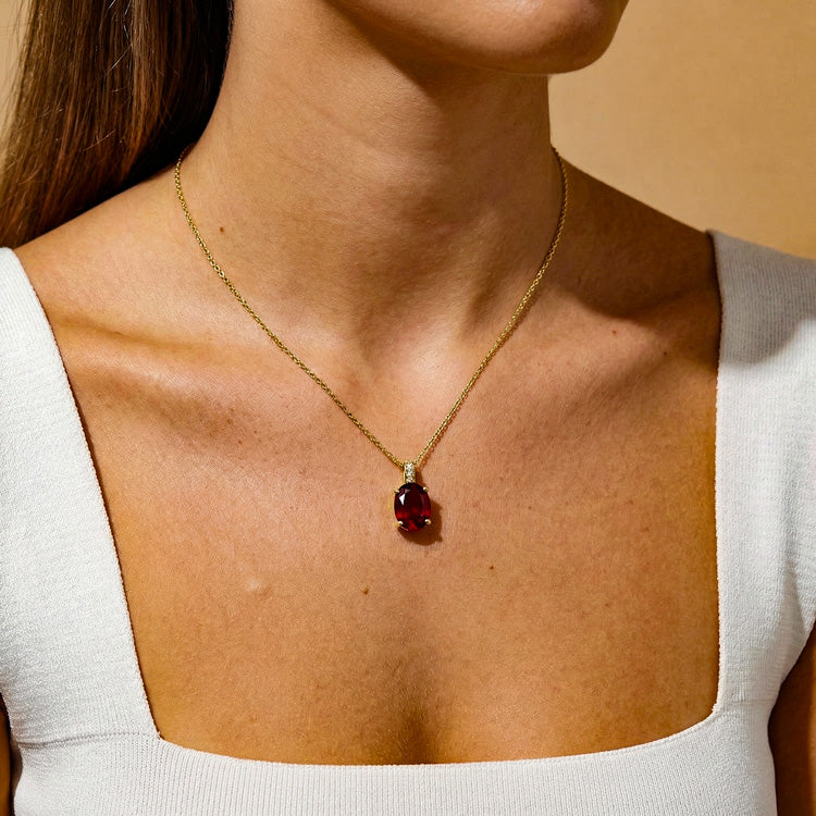 Garnet Necklace - Oval