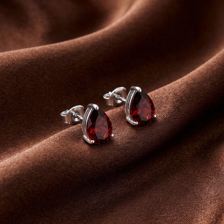 Pear-shaped Garnet Earrings