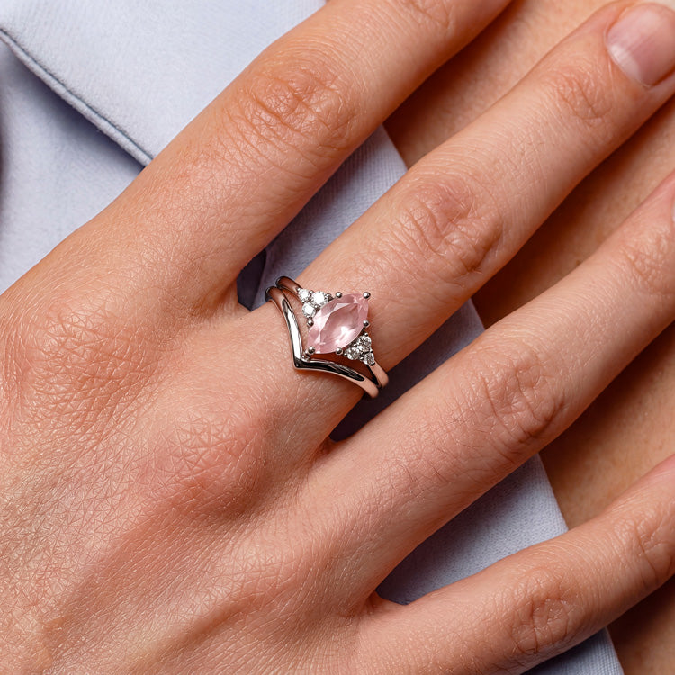 Rose Quartz V-Shaped Ring Set