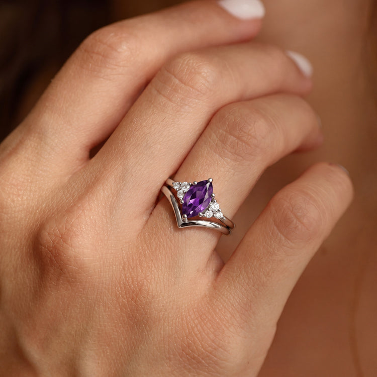 Amethyst V-Shaped Ring Set