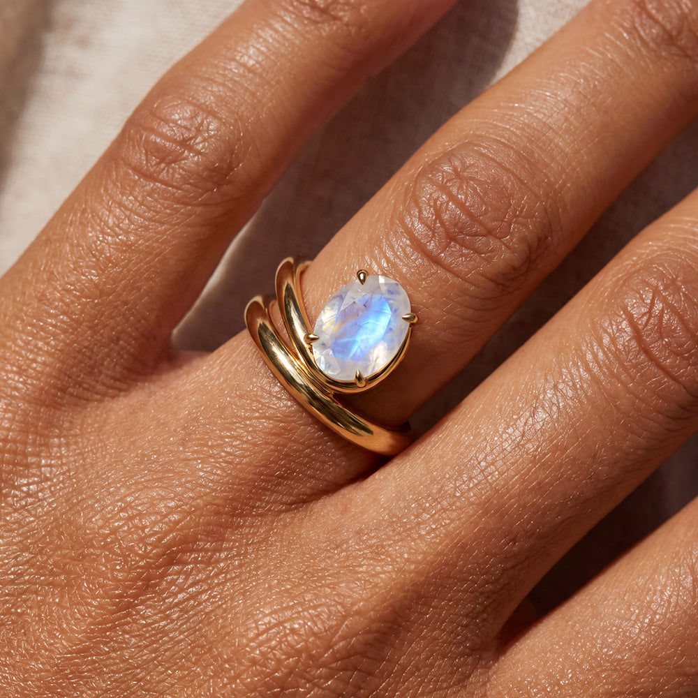 Orbit Ring - Moonstone