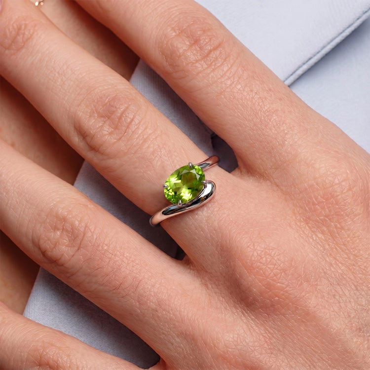 Twisted Statement Ring - Peridot