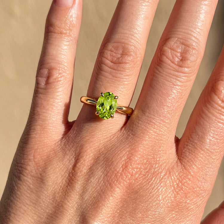 Peridot Ring for Everyday Elegance