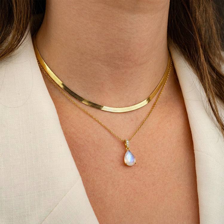 Snake Chain & Pear Moonstone Necklace