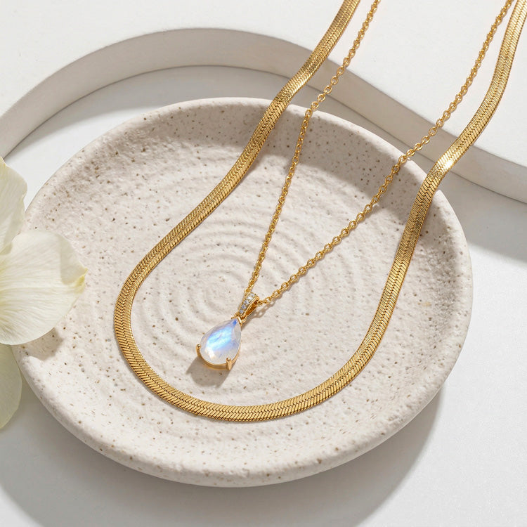 Snake Chain & Pear Moonstone Necklace