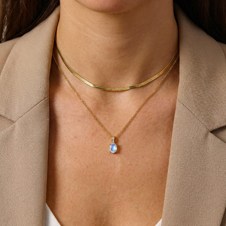 Snake chain & Oval Moonstone Necklace