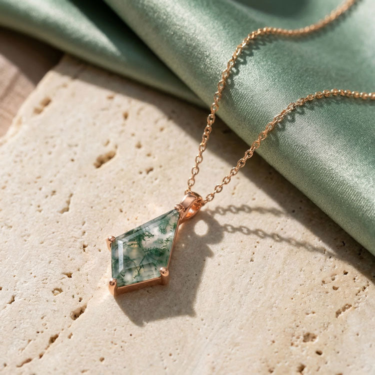Moss Agate Necklace - Kite