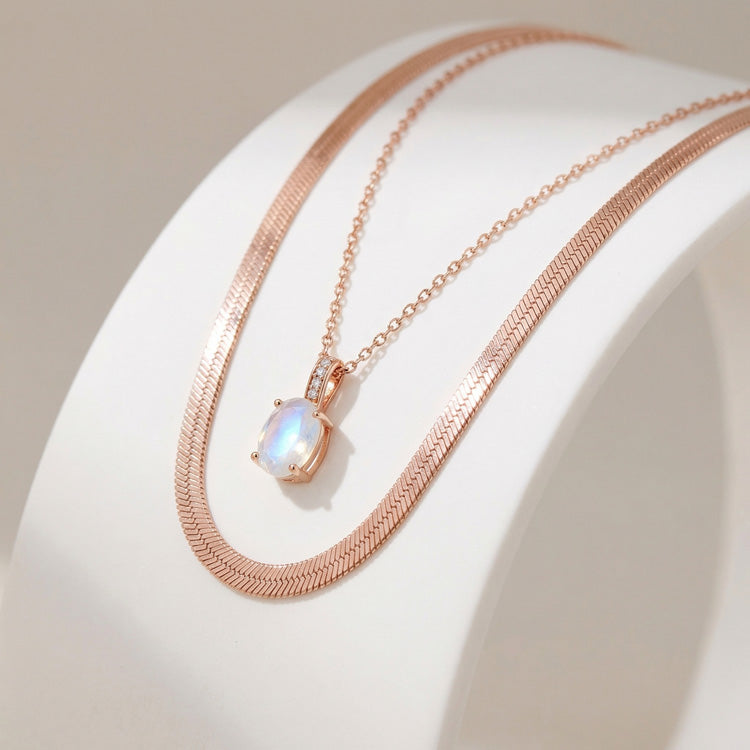 Snake chain & Oval Moonstone Necklace